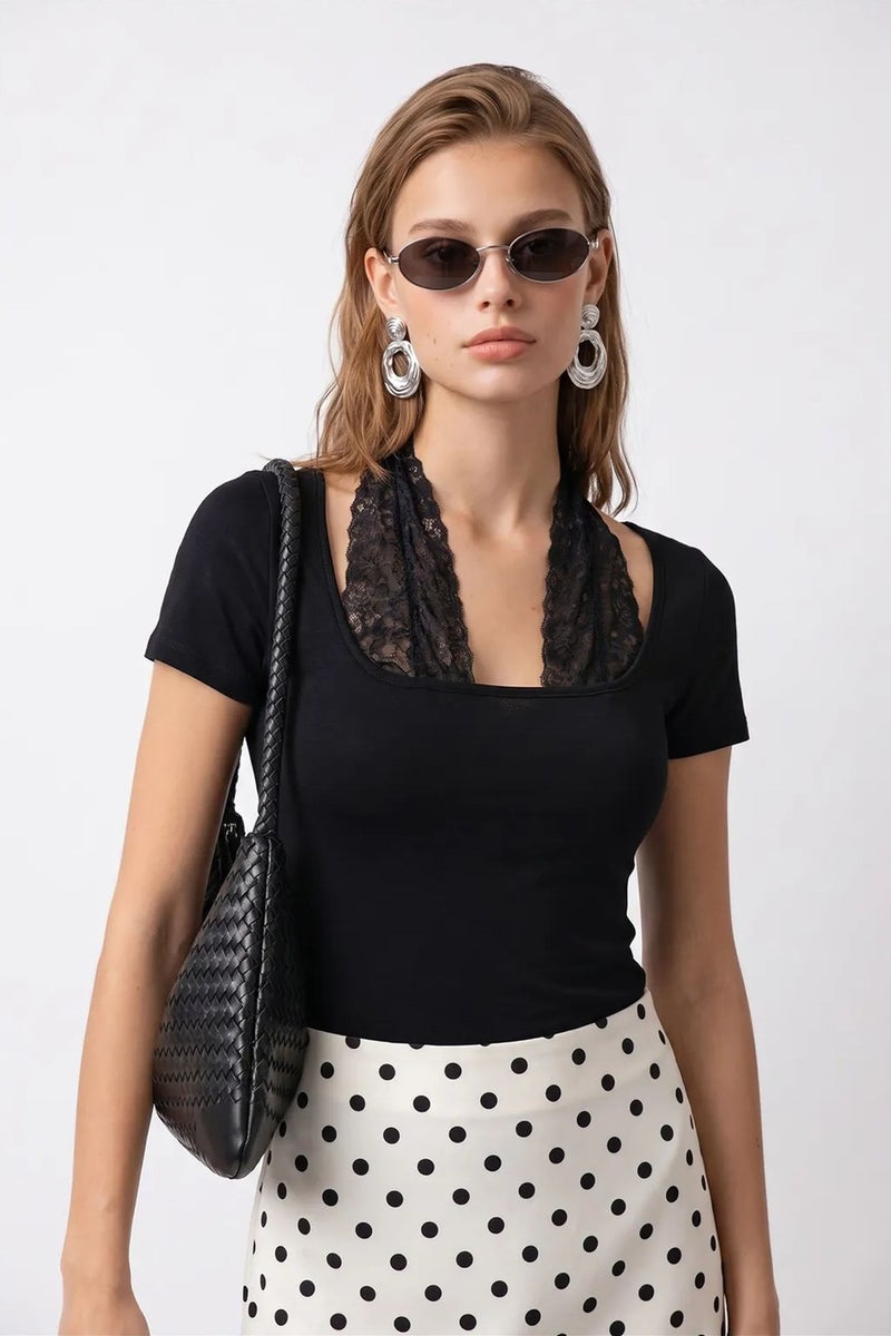 MIXRAY Lace Viscose U-Neck Slim Fit Blouse - Image 2