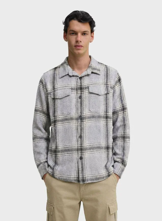 The Indian Garage Co Men Regular Fit Checked Round Neck Full Sleeves Overshirt