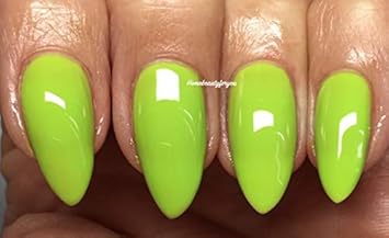 Bluesky Nail Gel Polish GREEN LIME GREEN SS1902 AVIV Spring Summer UV LED Soak Off 10ml - Image 3