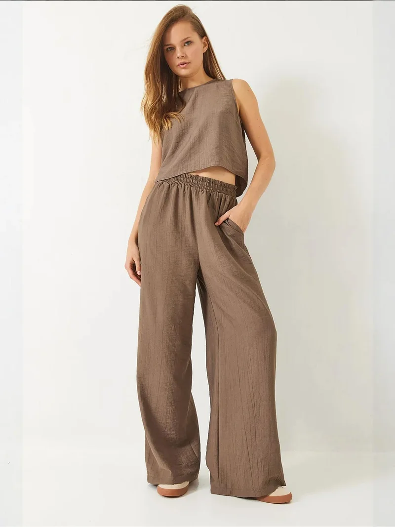 LUCCI High Waist Crop T-shirt and Wide Leg Pants Co-ord Set
