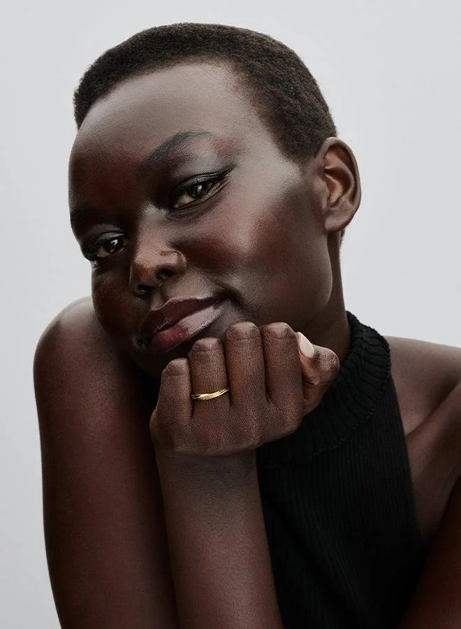 باندورا خاتم ملتوي