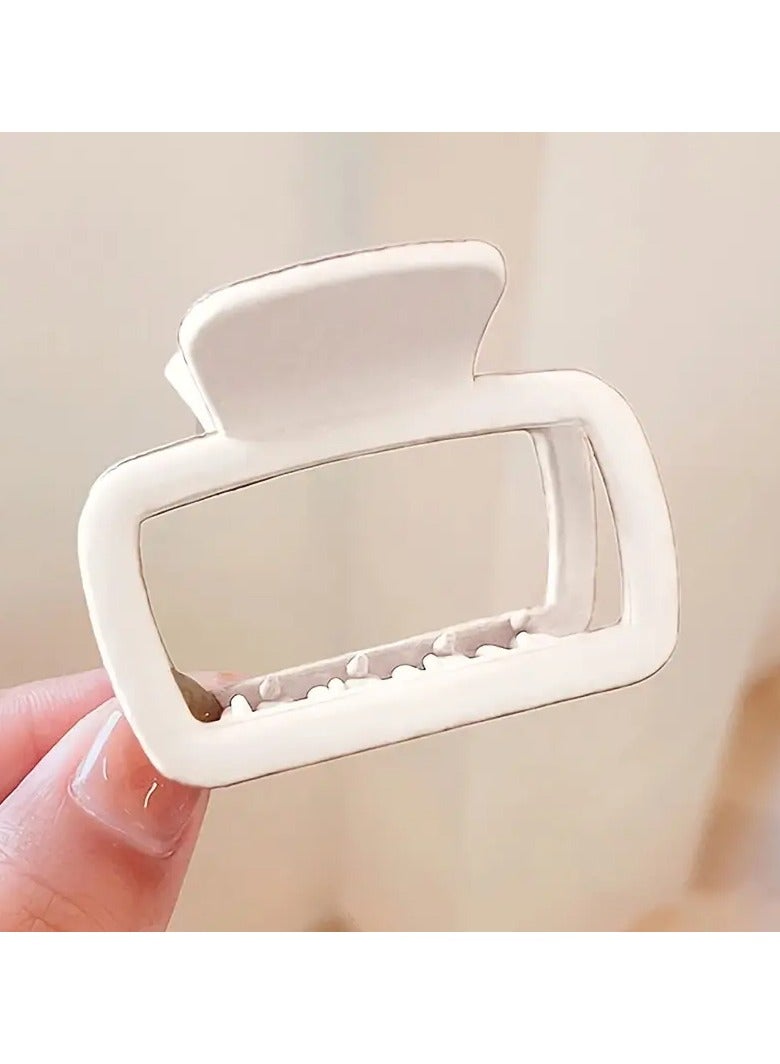 Goolsky مجموعة 4 قطع من مشابك الشعر المربعة الأنيقة غير اللامعة - مشبك سمكة قرش متعدد الاستخدامات والأنيق للنساء والفتيات، لون موحد - Image 5