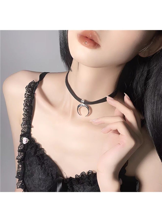 yongsheng Half Moon Designed Charm Choker ，Choistily Bendable Necklace Necklace for Women Gothic Vintage Adjustable Necklace Gifts for Women  - Image 1