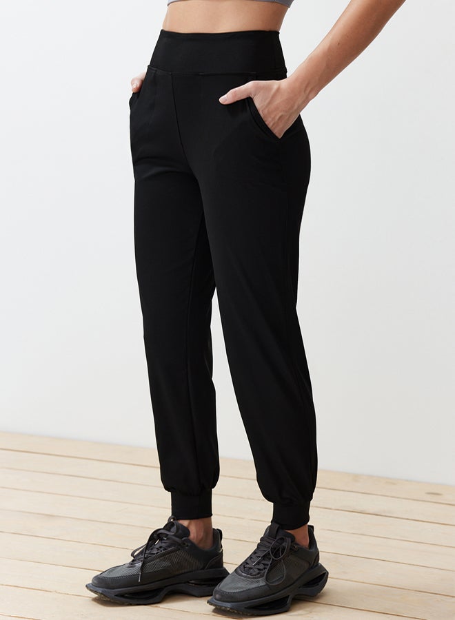 trendyol Black Diving/Scuba Fabric Comfort Fit Knitted Sports Sweatpants THMSS24EA00001 - Image 4