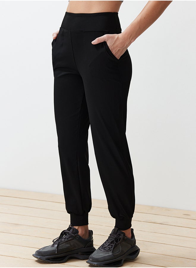 trendyol Black Diving/Scuba Fabric Comfort Fit Knitted Sports Sweatpants THMSS24EA00001  - Image 4