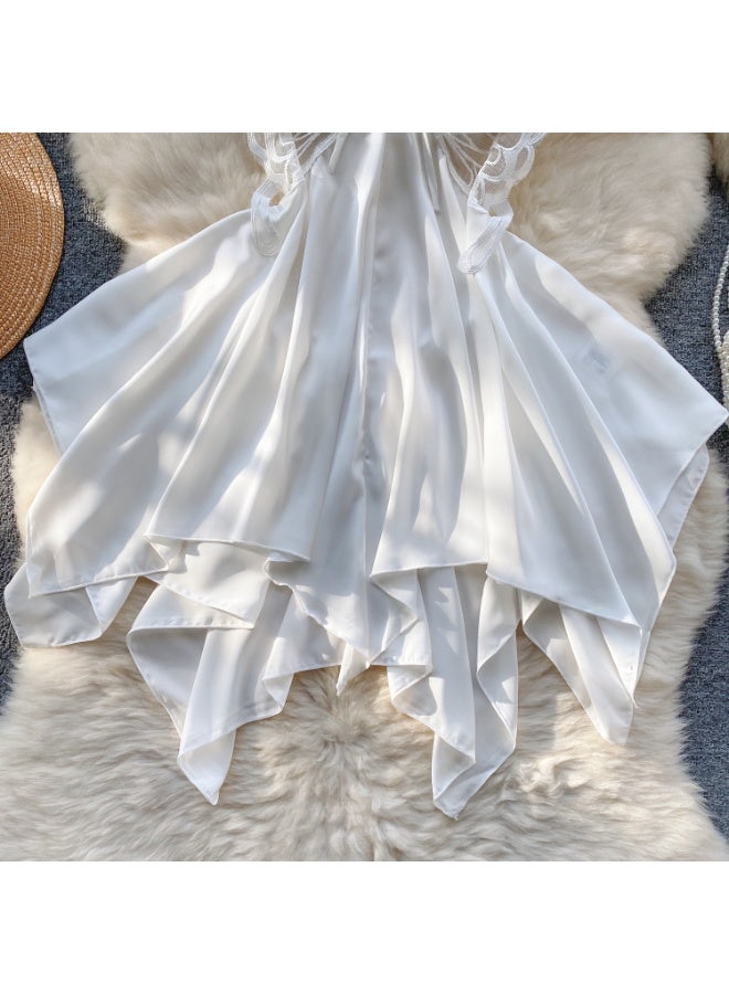 كابريشوس فستان ساتان أنيق برقبة هالتر وتصميم دانتيل مستوحى من شكل الفراشة - Image 4