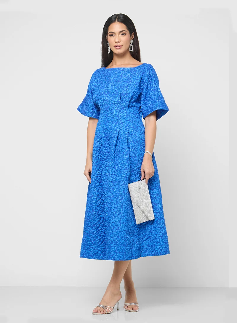 YAS Yasdazly Crew Neck Maxi Dress
