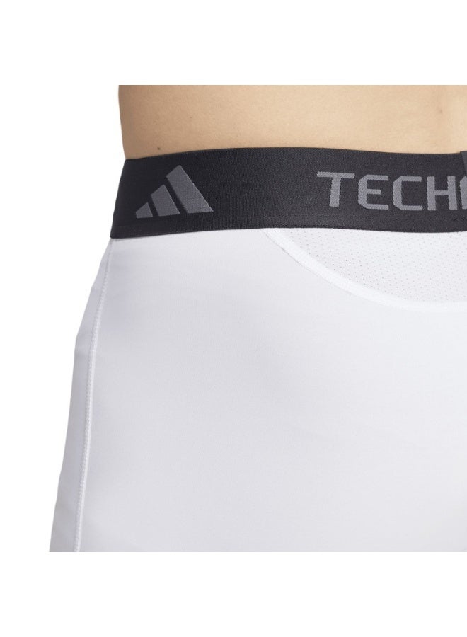 اديداس شورت رياضي ضيق ومضغوط بتقنية TECHFIT - Image 3