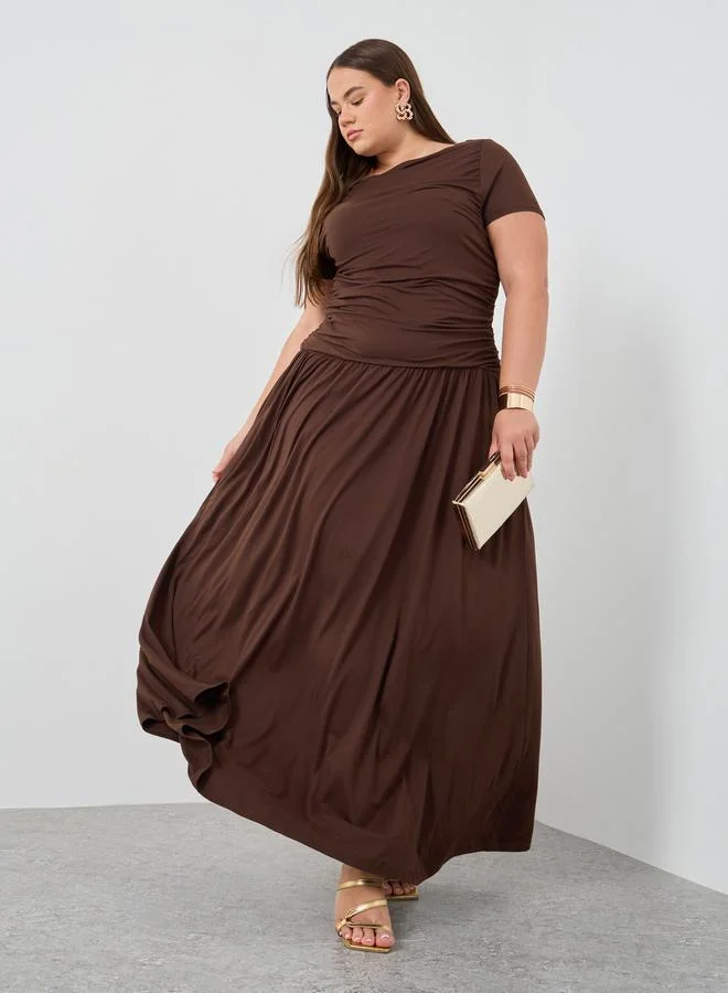 ستايلي Styli Plus Size Short Sleeve Gathered Detail A-Line Maxi Dress