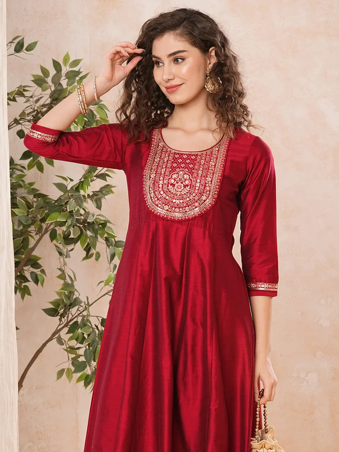 globus Globus Embroidered Pleated Yoke Anarkali Kurta