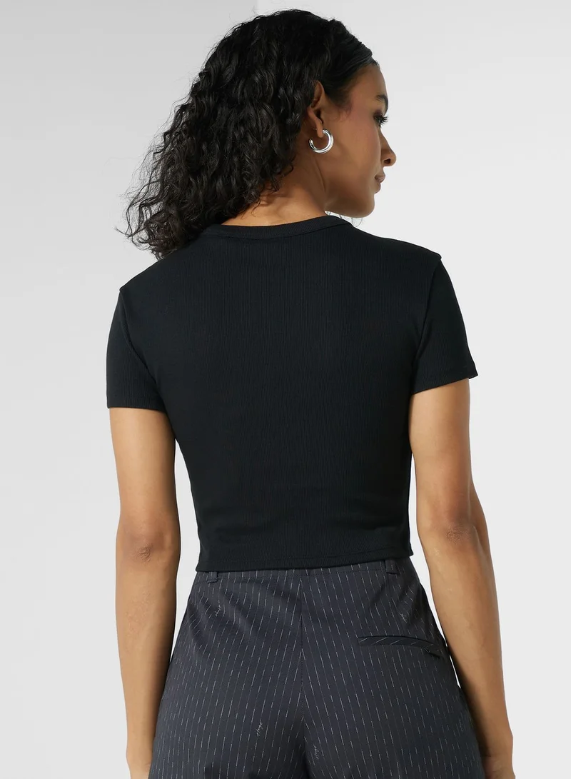 HUGO Crew Neck Crop Top