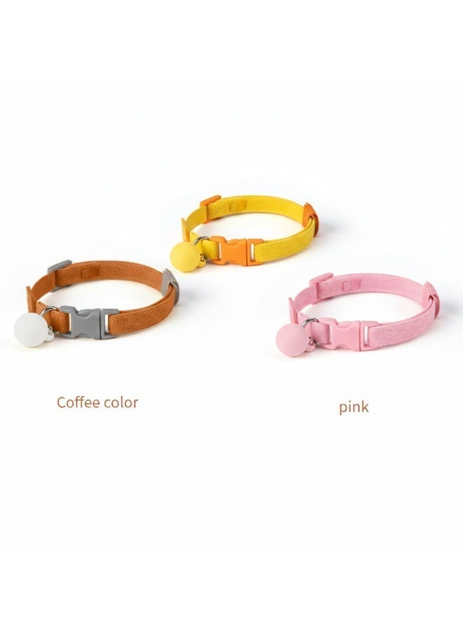 طقم أطواق قطط قابلة للتعديل (أصفر، بني، وردي) مع مشبك أمان ينفصل تلقائياً وجرس قابل للإزالة وزينة كرة ماكرون - Image 1