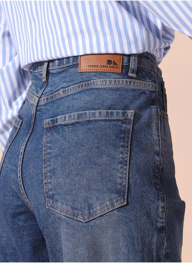 Dennis Lingo Women indigo relaxed fit solid 98% cotton 2% spandex jeans with button & zip closure- a fresh take on timeless style.