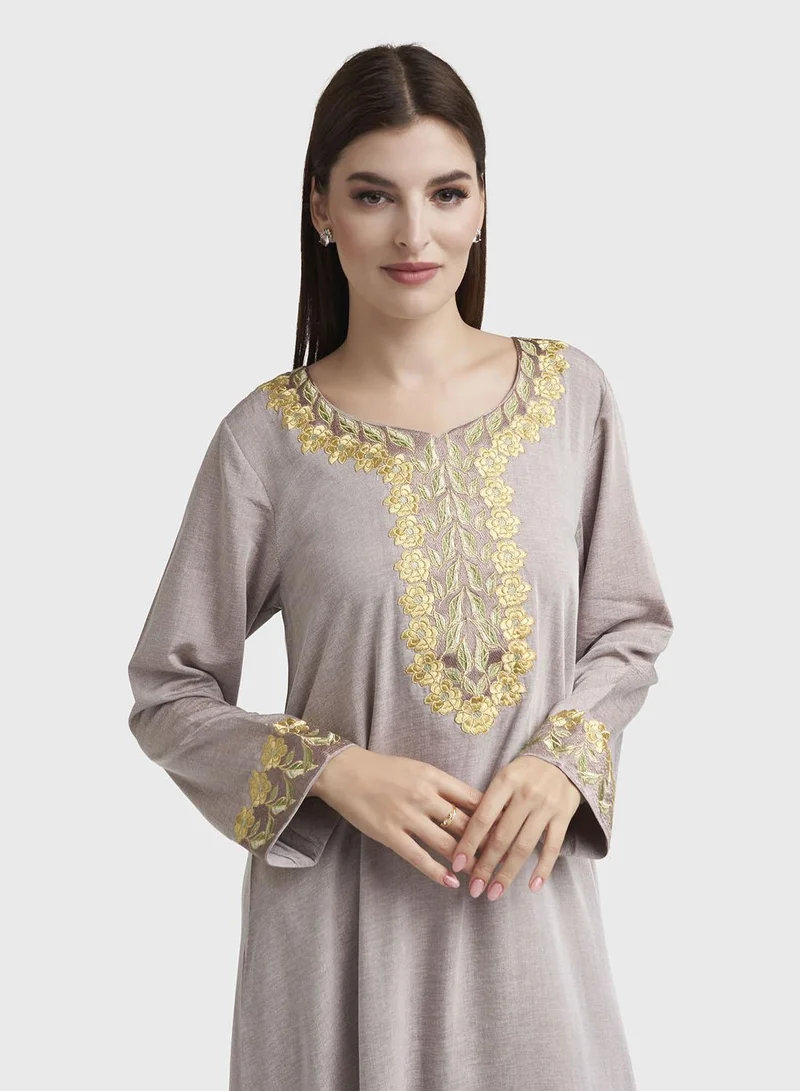 كشخة Mocha Machine Embroidered Jalabiya (VG2969)