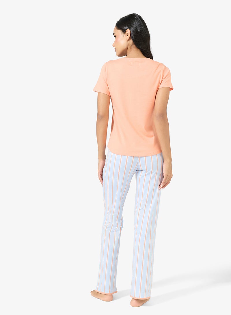 جينجر طقم تي شيرت وبنطلون بيجامة برسومات - Image 2