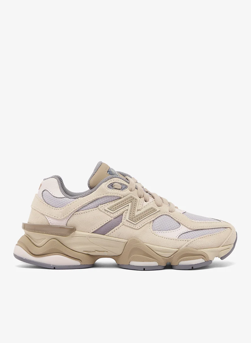 9060 Sneakers