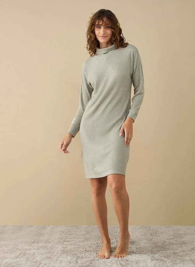 سبلاش فيڤ قميص نوم بنقوش وياقة مطوية وأكمام طويلة