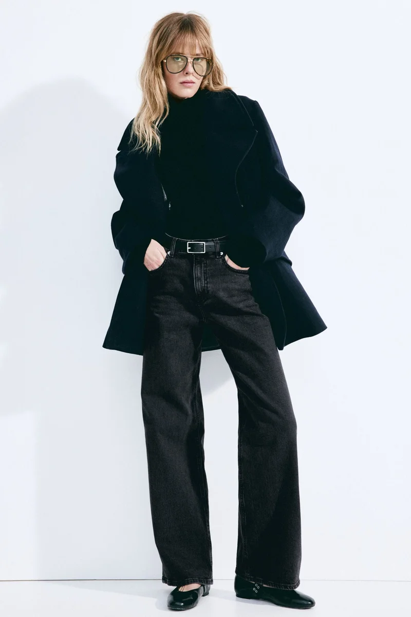 اتش اند ام جينز بخصر عالي وقصّة واسعة