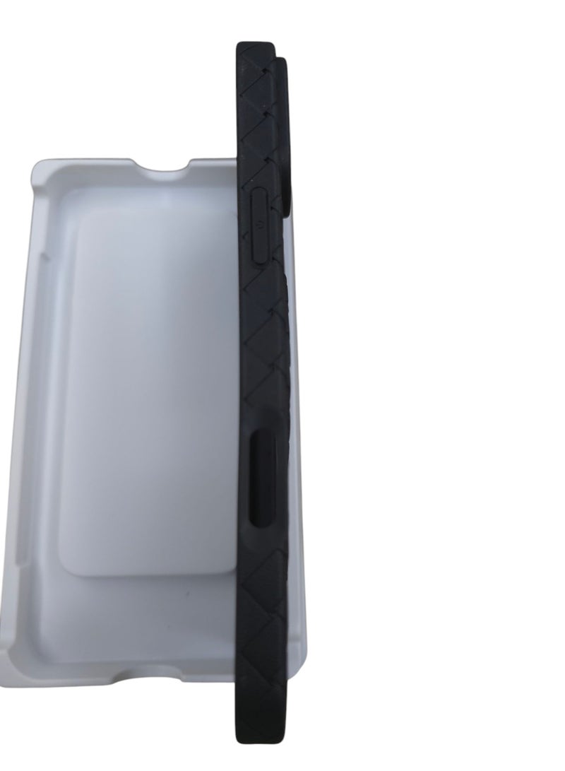 جراب لهاتف 16بلس مقاس 6.7 بوصة، مصنوع من نسيج كامل، ملمس الجلد، أداة مبتكرة تجمع بين الحماية القصوى والتصميم الأنيق، باستخدام مواد عالية الجودة وتقنيات متقدمة، اللون: (أسود) - Image 4