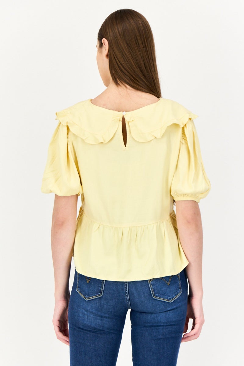 ONLY Women Peter pan collar Short Sleeves Plain Blouse, Yellow  - Image 3