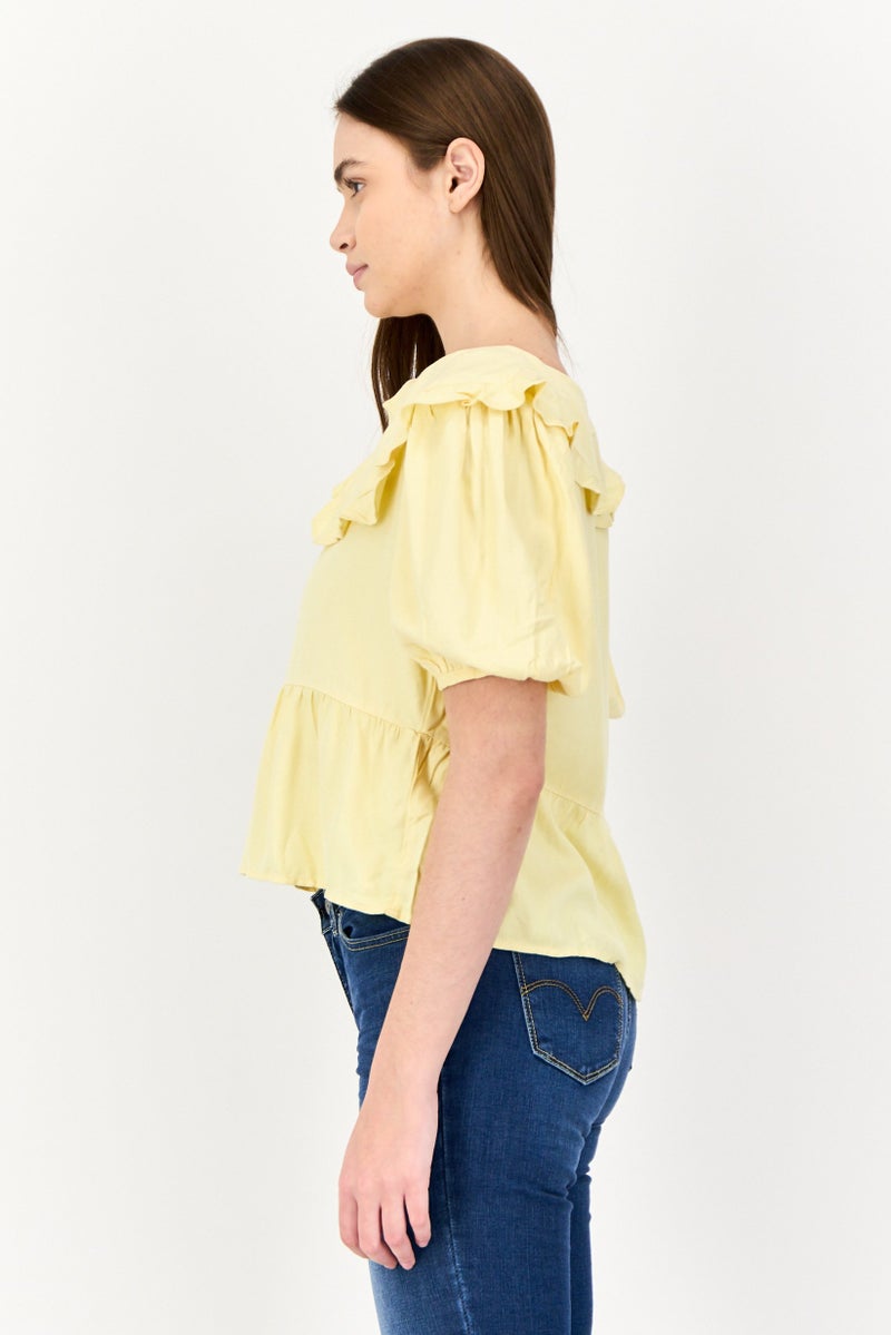 ONLY Women Peter pan collar Short Sleeves Plain Blouse, Yellow  - Image 4