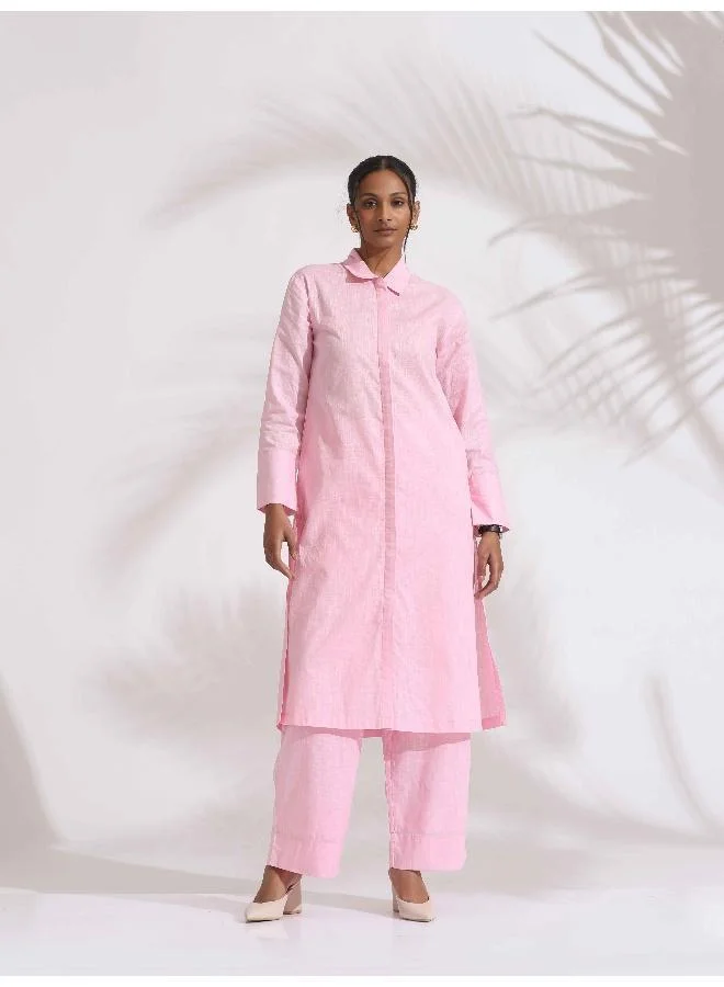 ترو برونز طقم كورتا قطني مطرز وردي من