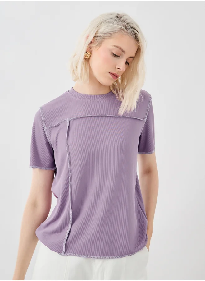 ستايلي Textured Round Neck Short Sleeve T-Shirt