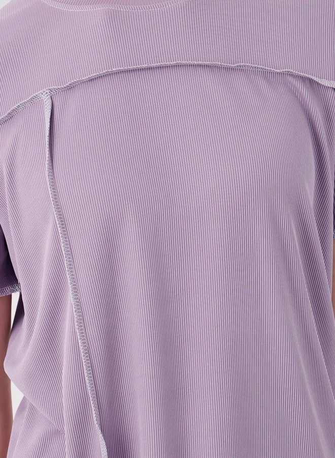 تايك تو تيشيرت بأكمام قصيرة ورقبة مستديرة بنقشة بارزة - Image 4