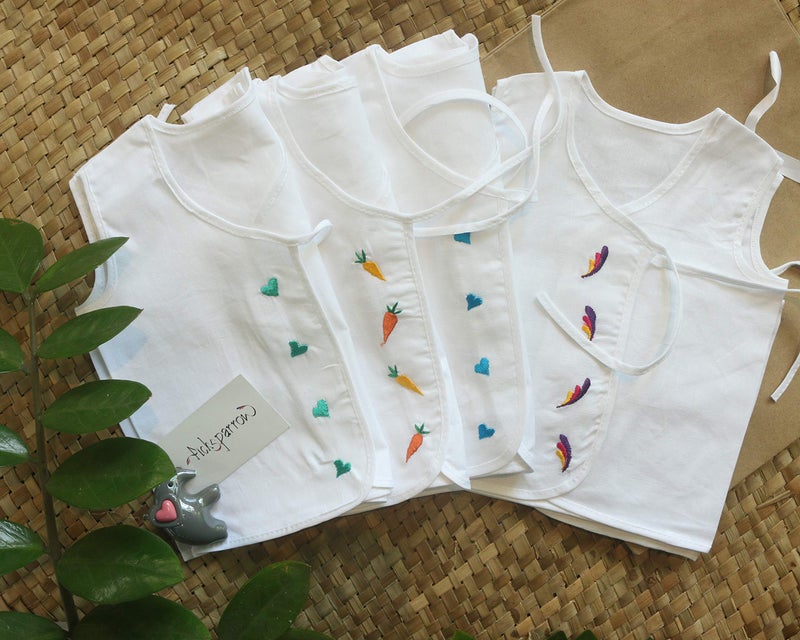 Picksparrow Women Pure Cotton Embroidered Newborn Baby Clothes/Jhablas/Vests (0-1 Month, Pack Of 4, Regular Fit) - Image 2