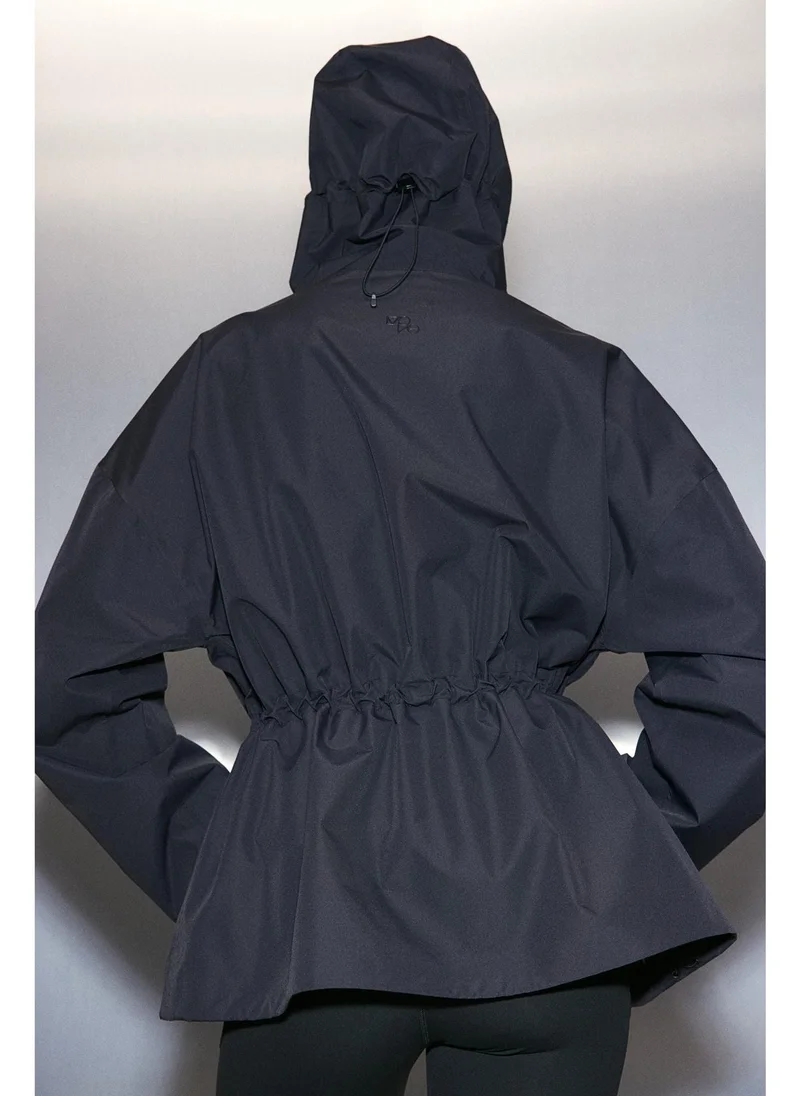 اتش اند ام Rain jacket in StormMove™