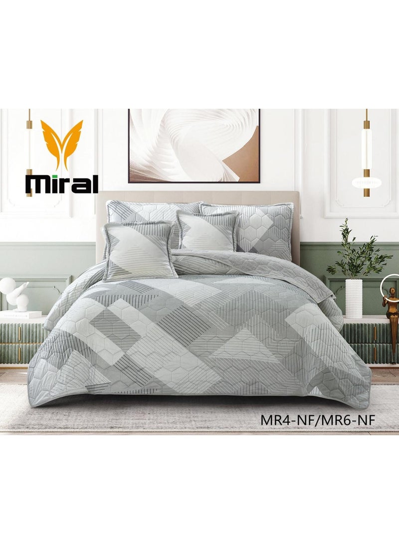 ميرال مفرش شتوي نفر ونص مضغوط، مقاس 160×210 سم | 4 قطع | وجه مشجر ووجه فرو، بتصميم سداسي فاخر - Image 1