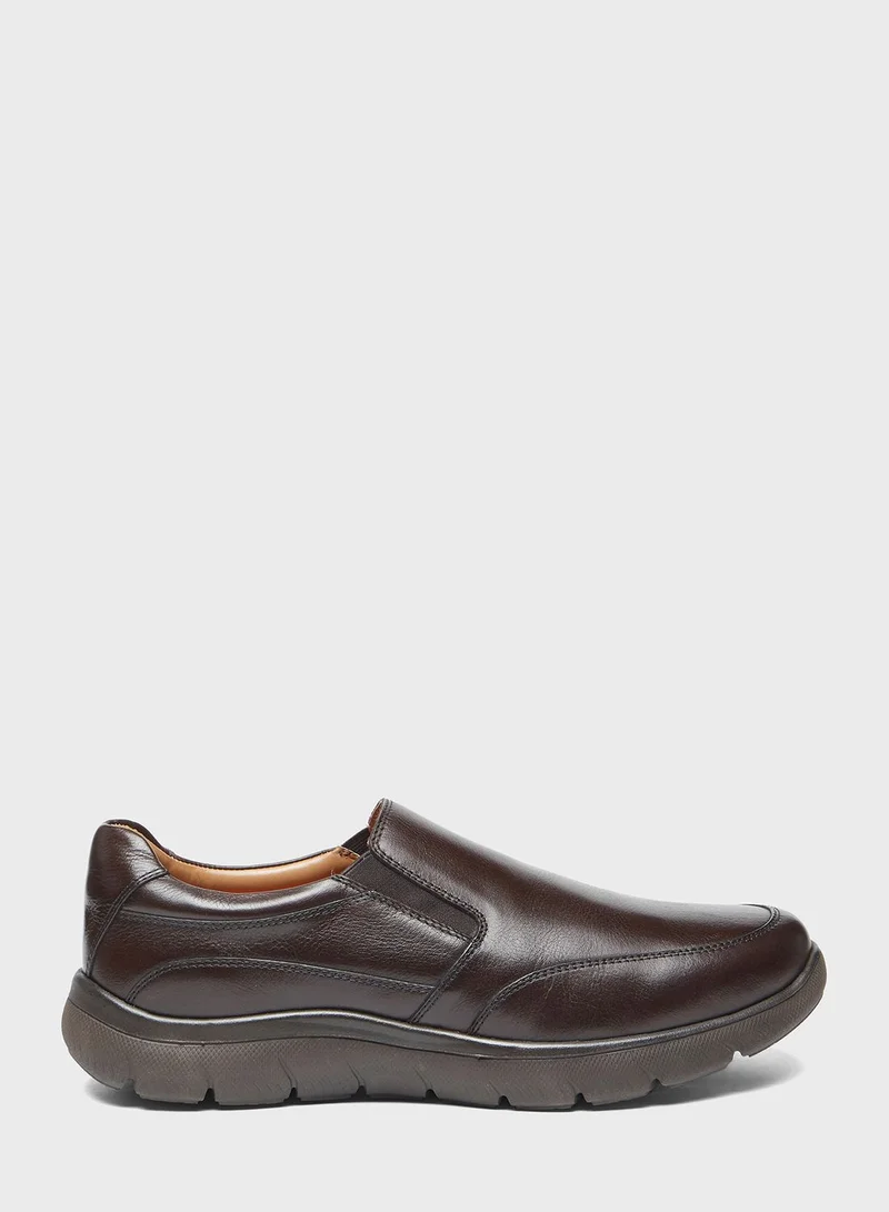 لو كونفورت Formal Slip On Shoes