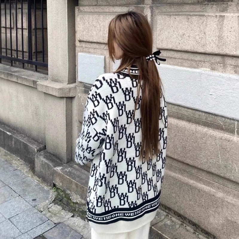 We11 Popularity Data Full Print Old Flower Logo Jacquard Half High Collar Casual Loose Sweater Men'S And Women'S Fashion Brand - Image 5
