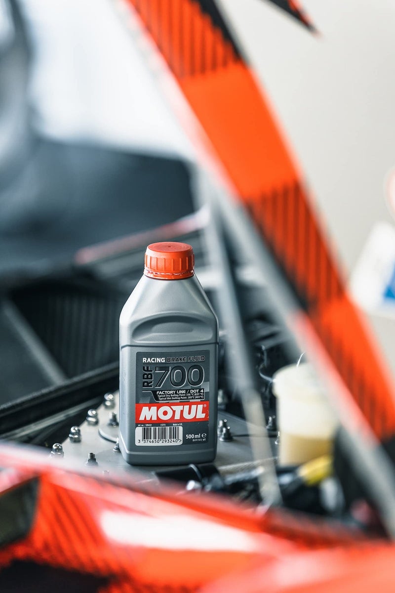 Motul 111257 RBF 700 Factory Line Brake Racing Fluid Full Synthetic DOT 4 High Performance Extreme Temperature - Image 1
