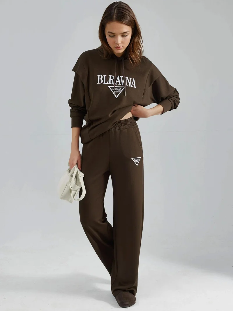 زوبعة Modal Touch Embroidered Hooded Two-Piece Set Bersan Collection