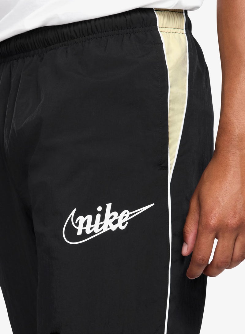 Nike Club Lightweight Track Pants - Image 3