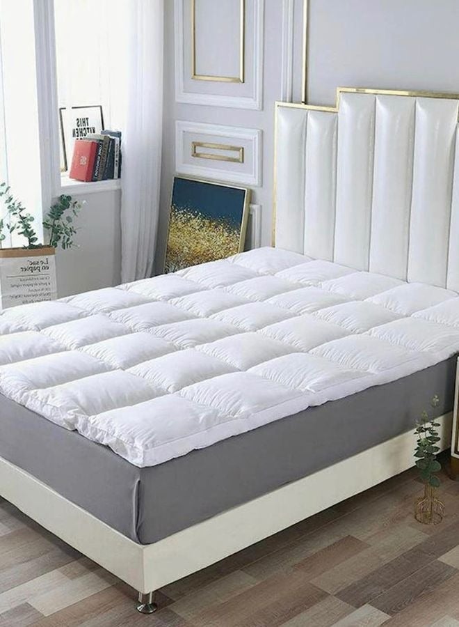 LUNA Home Single size Mattress topper super soft protective pad 8cm thick vacuum packed - Image 1