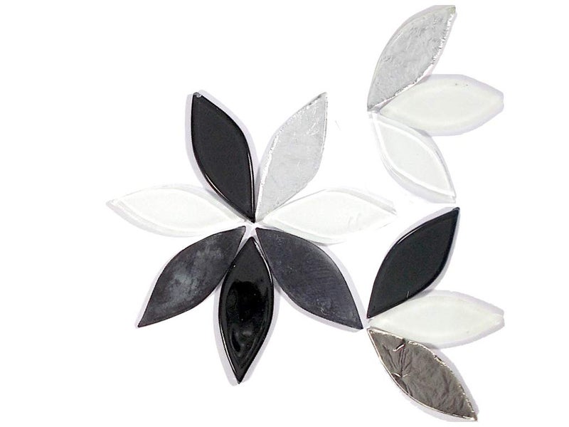 Sai Mosaic Art Sai Mosaic Art Petals Black White