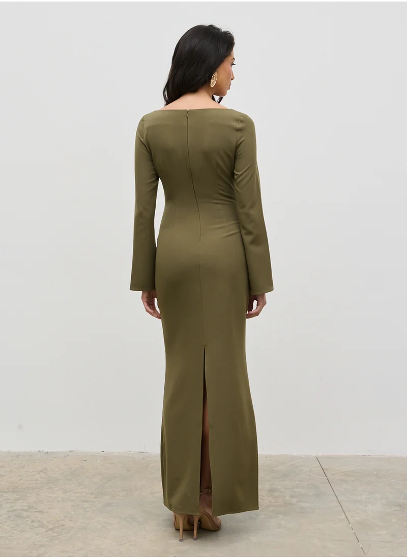بريتي لافيش Trim Cut Out Maxi Dress