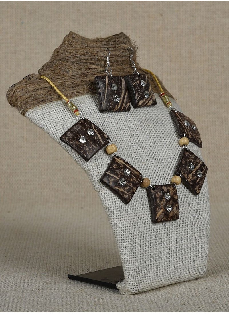 N & H Women's Coconut Shell Pearl Embedded Square Shaped Necklace with Earrings Set  - Image 5