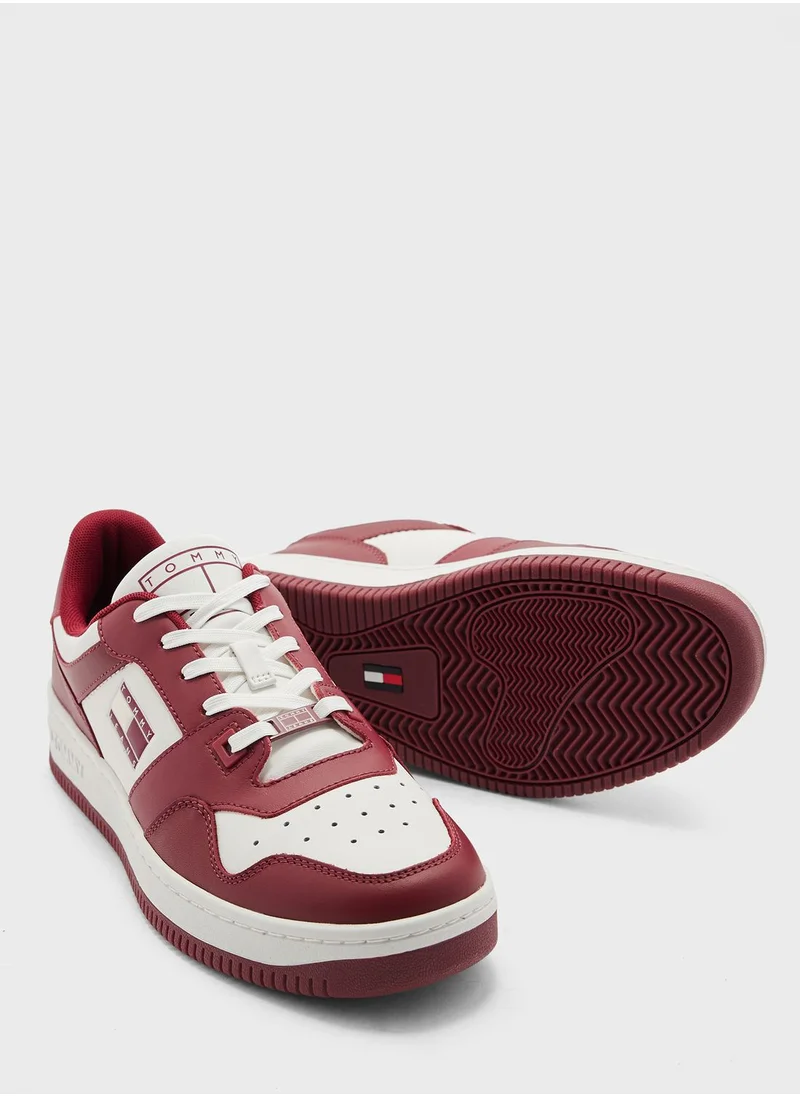 TOMMY JEANS Lace Up Low Top Sneakers