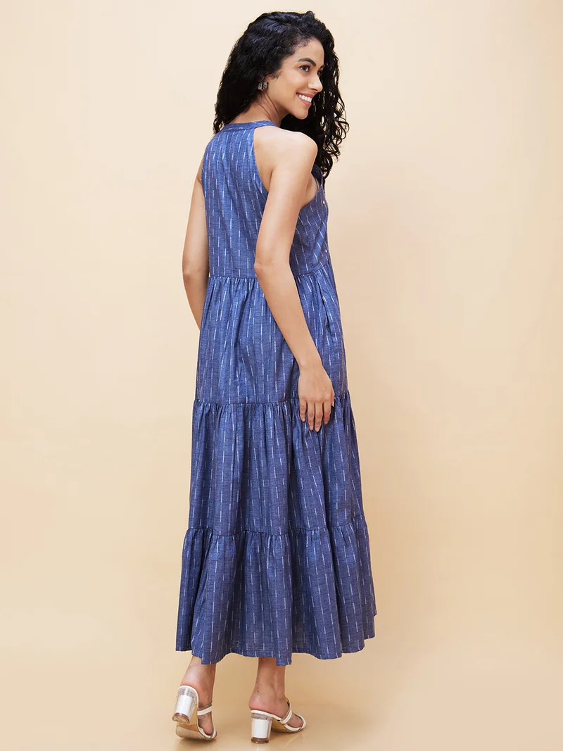 جلو باص Women Self Design Tiered Maxi Dress