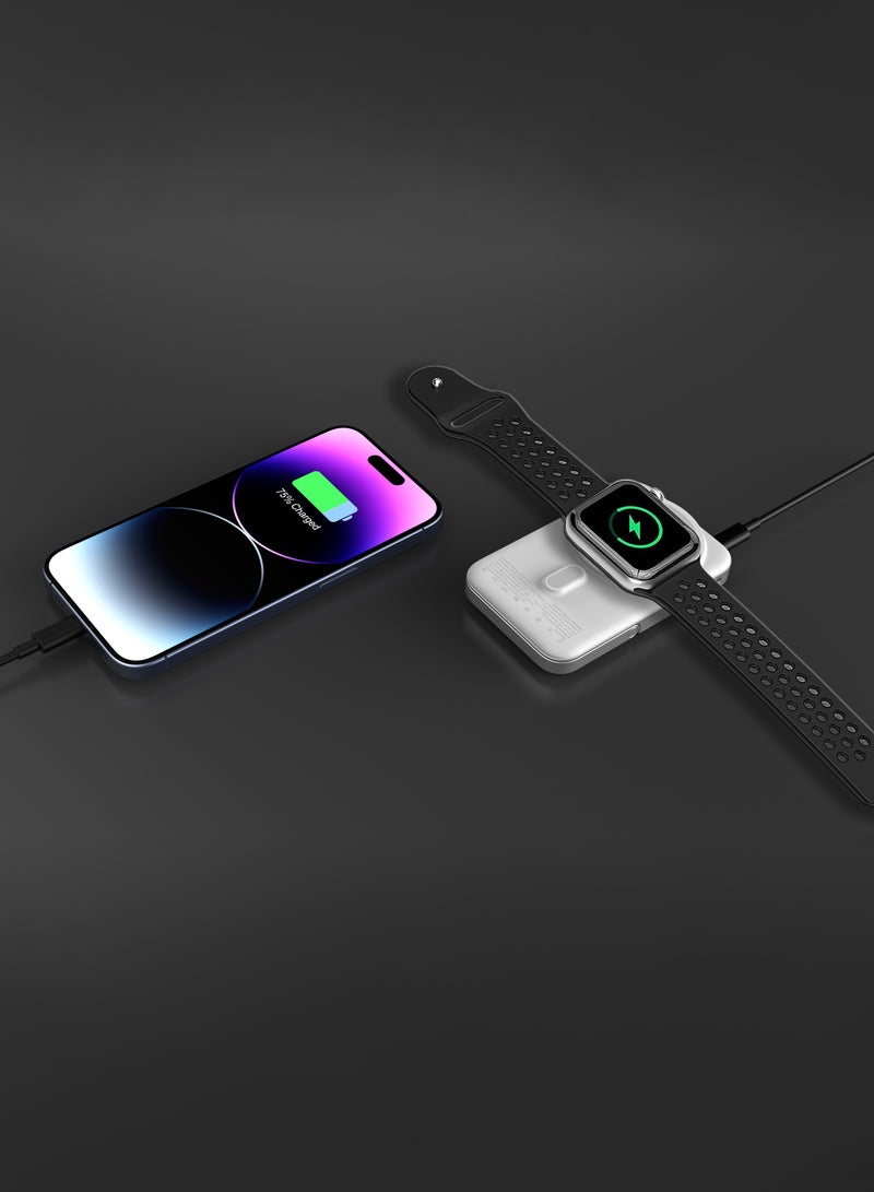 GREEN LION Volt Guage 10000 mAh MagSafe Power Bank with 2 USB-C Ports & Kickstand / PD 22.5W Fast Charging / Flight Approved / Digital Display / iWatch Wireless Charging - White - Image 2