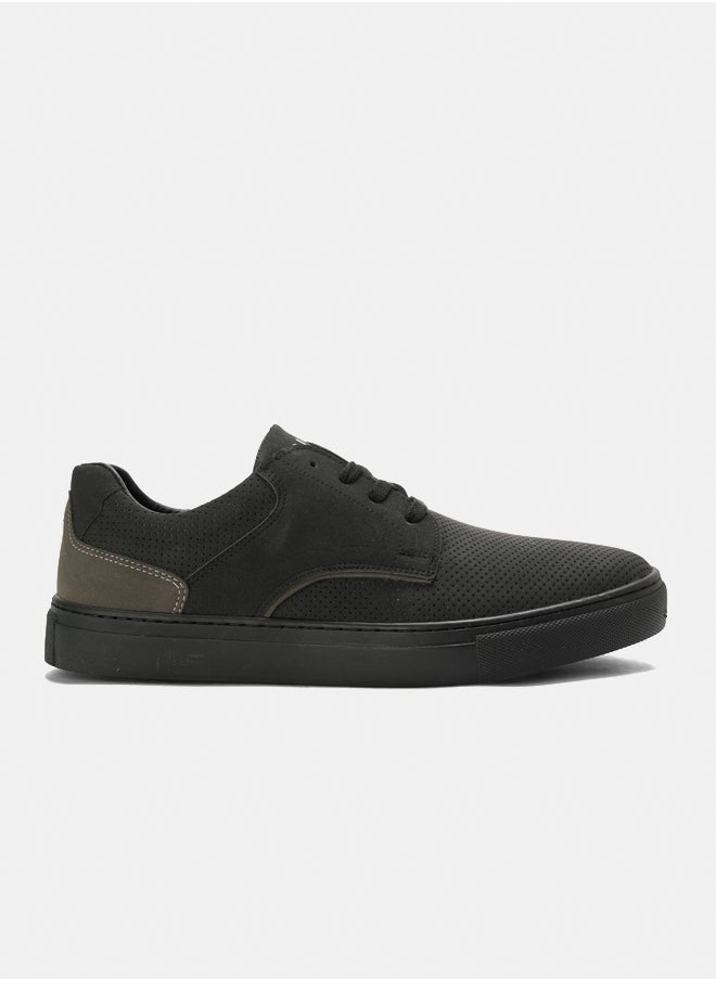 GRINTA Men Sneakers  - Image 2