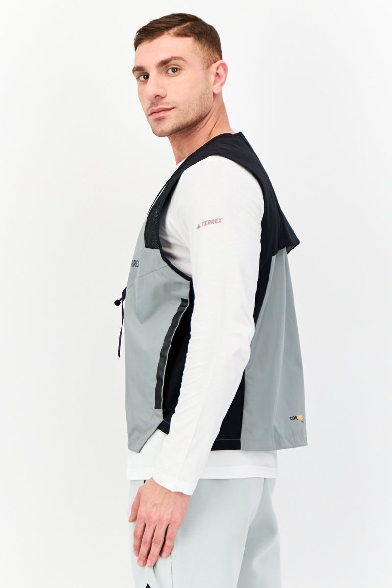 Adidas Men Sportswear Fit Brand Logo Outdoor Vest Jacket, Sage Green - Image 3