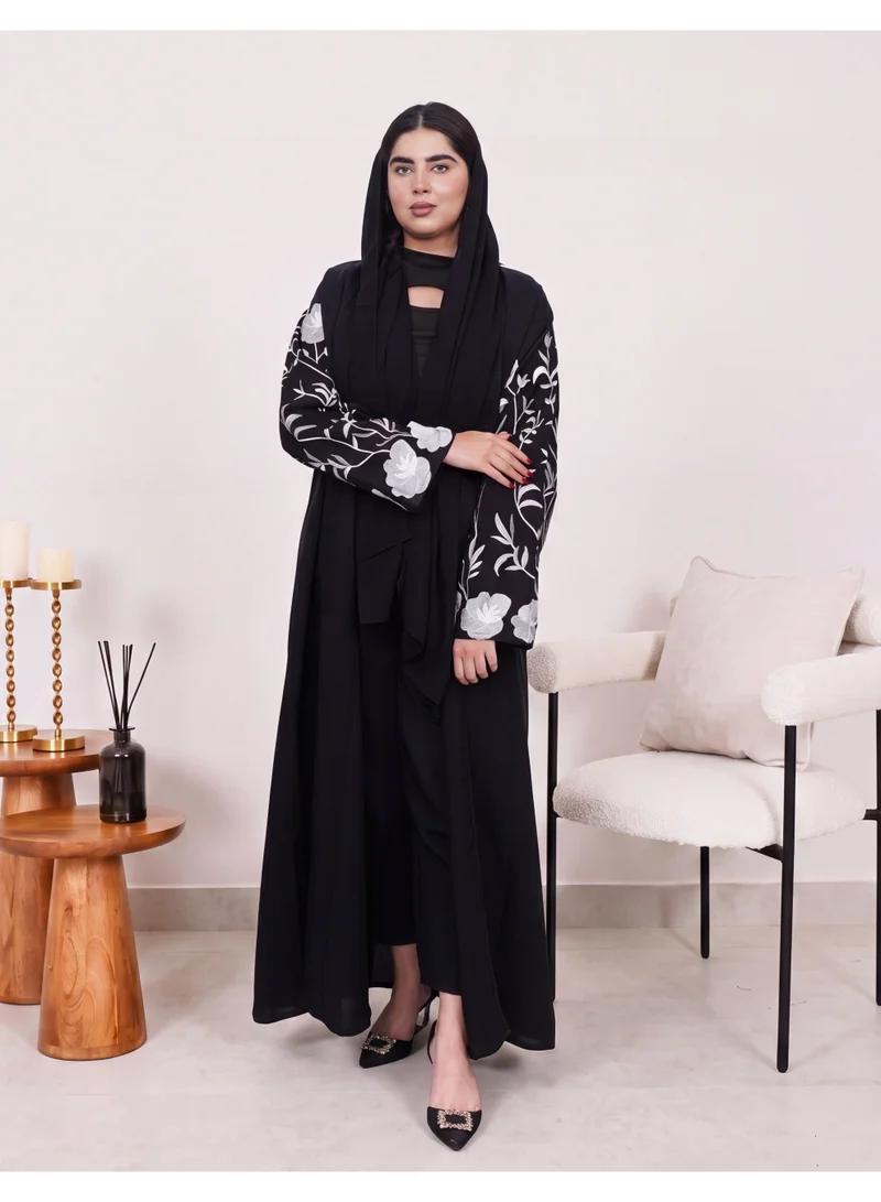 Fashion Line Elegant Black Open-Front Crepe Abaya with Premium White Floral Sleeve Embroidery