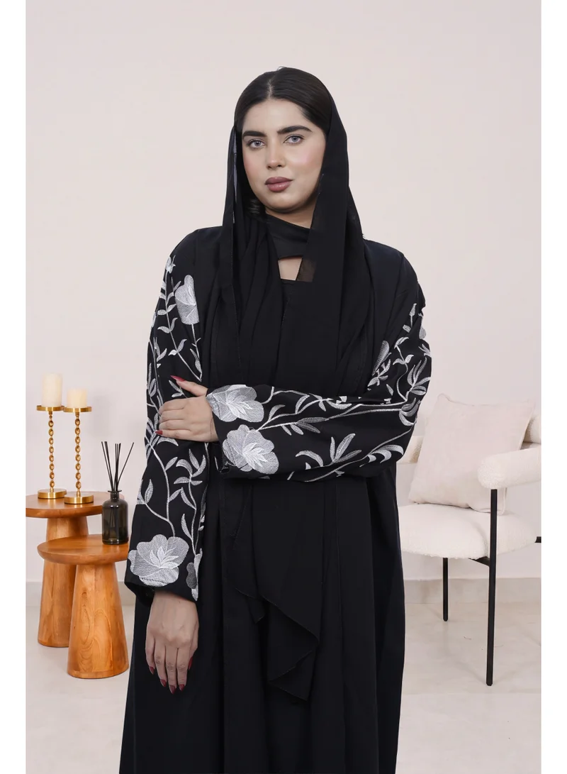 Fashion Line Elegant Black Open-Front Crepe Abaya with Premium White Floral Sleeve Embroidery