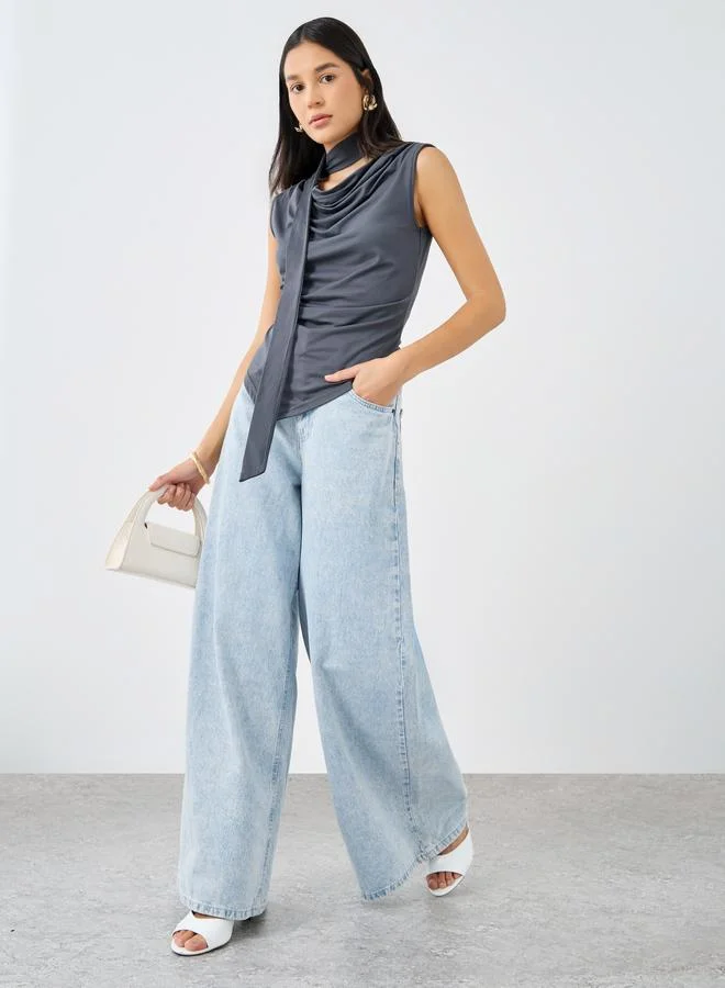 ستايلي بلوزة بدون أكمام بتصميم درابيه أمامي بلون الفحم من ستايلي