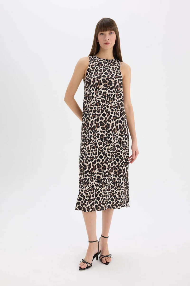 ديفاكتو Round Collar Satin Sleeveless Midi Dress