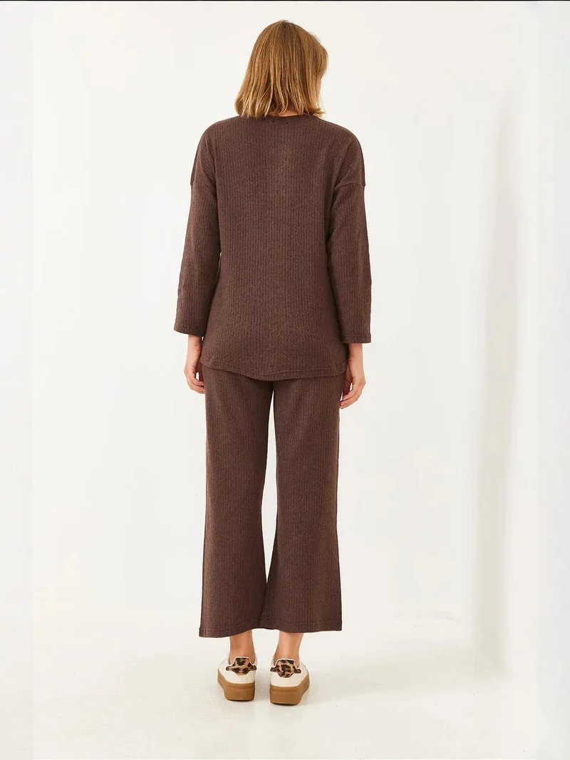 Bianco Lucci LUCCI Ribbed Textured Crew Neck Sweater and Pants Set